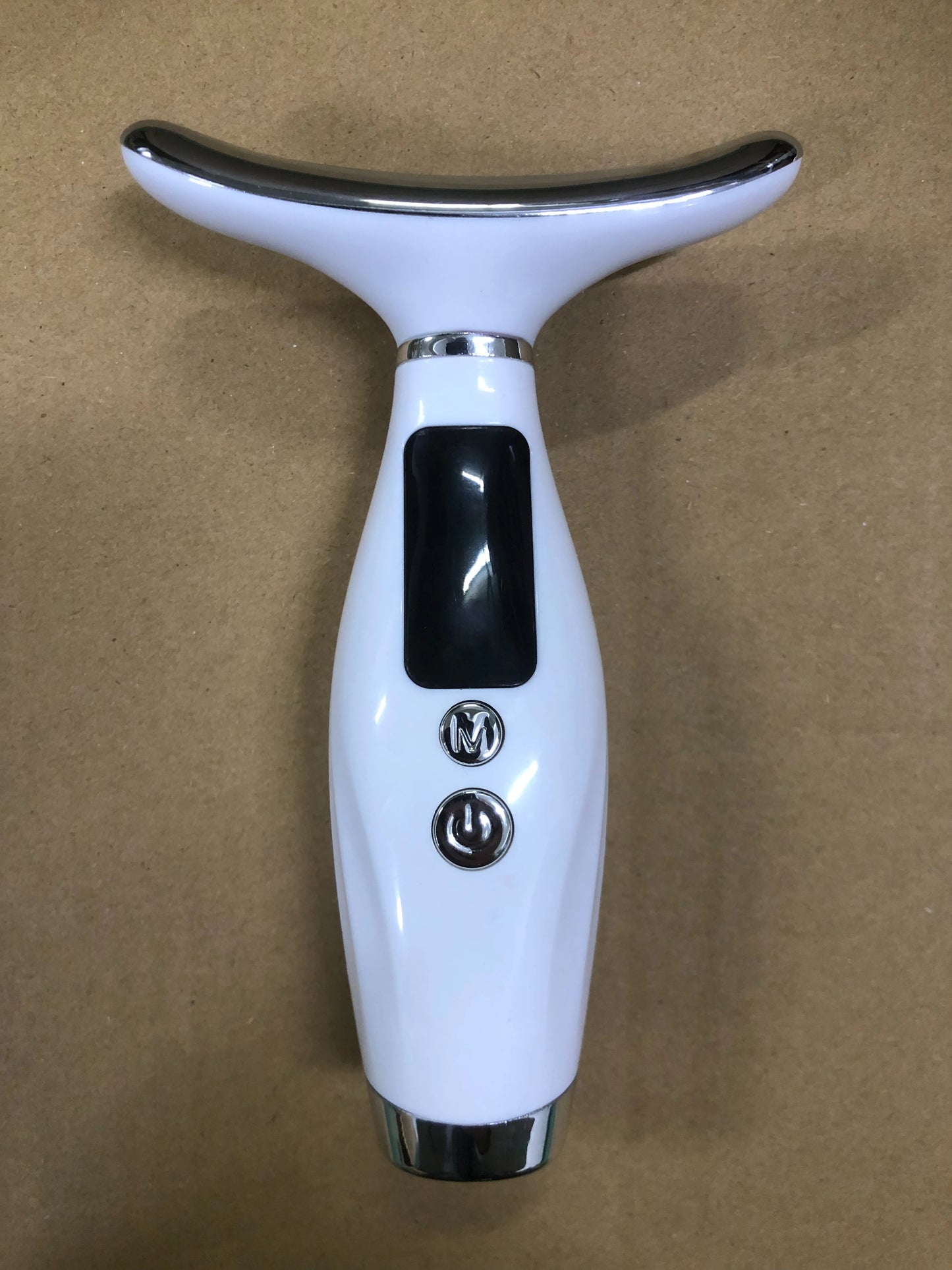 Light therapy face wand